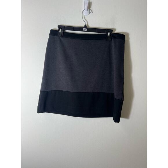 Ann Taylor Loft Black Gray Colorblock Mini Skirt Sz 10 - Picture 1 of 3
